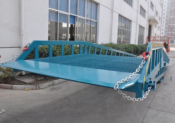 10 Tons Loading Capacity Mobile Dock Ramp , Container Loading Ramp
